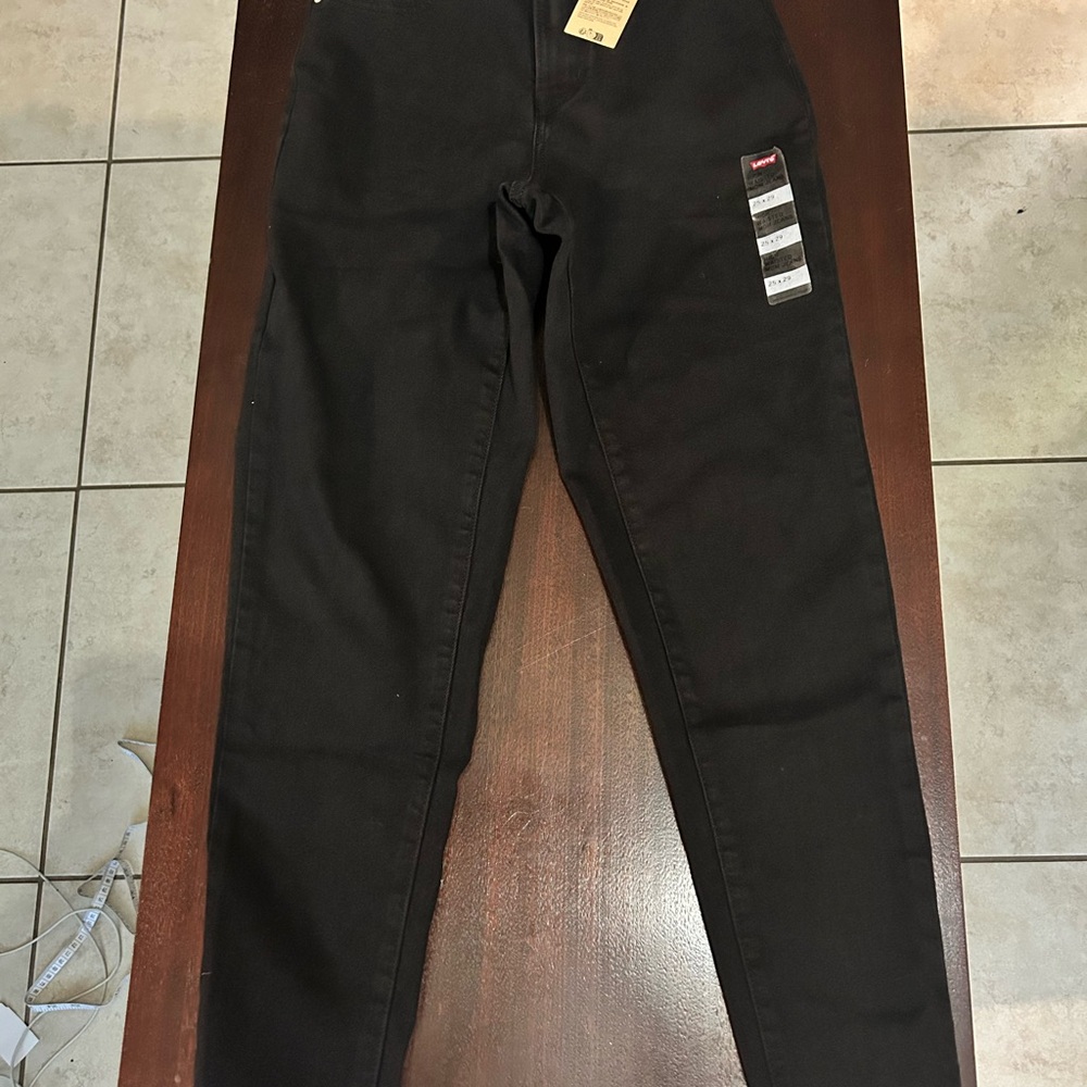 Levi's Black High-Waisted Mom Jeans